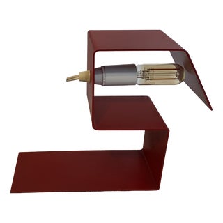 Vintage Geometric Red Metal Table Lamp, 1970s For Sale
