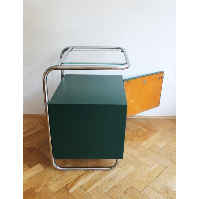 1940s Functionalist Tubular Steel Bedside Table by Robert Slezak for Kovona, Czech, 1940s For Sale - Image 5 of 18