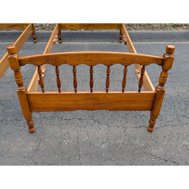 Mid 20th Century Stickley American Colonial Carved Cherry Wood Twin Size Spindle Bedframe, Pair For Sale - Image 10 of 18