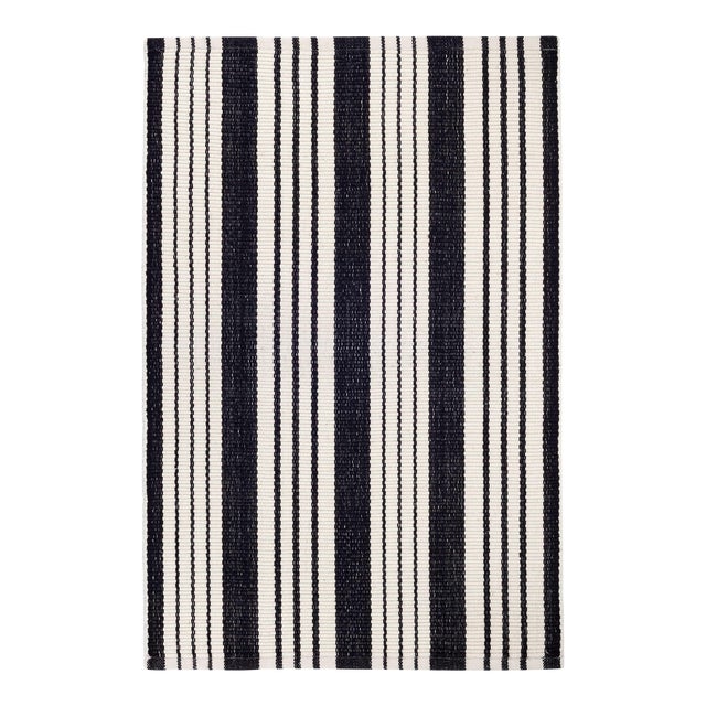 Dash & Albert by Annie Selke Birmingham Black Indoor/Outdoor Rug, 5' x 8' For Sale
