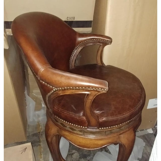 Modern Thomasville Furniture Ernest Hemingway Kenyan Leather Swivel