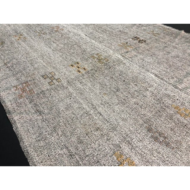 1960s Vintage Oversized Nomadic Tribal Kilim Rug - 7′3″ × 10′1″ For Sale - Image 9 of 11