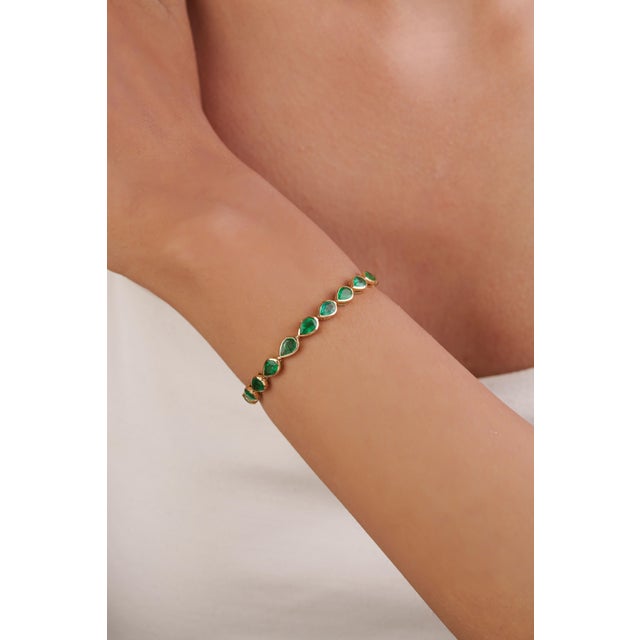 Not Yet Made - Made To Order Classic 7.8ct Pear Emerald Tennis Bracelet in 14k Yellow Gold by VRJewels For Sale - Image 5 of 18