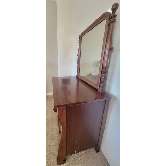 Traditional Late 19th Century American Empire Mahogany Chest of Drawers With Mirror For Sale - Image 3 of 15