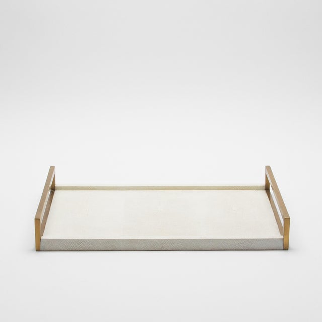 Rectangular Tray in Natural Cream Shagreen With Bronze Patina Brass by R&y Augousti For Sale In Los Angeles - Image 6 of 11