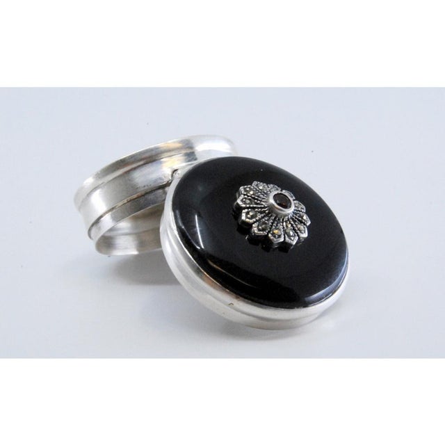 Metal Circular Silver Pill Box with Onyx Application For Sale - Image 7 of 11