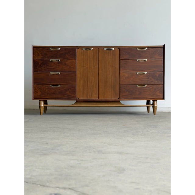 Brown 1960s Broyhill Premier Walnut Mid Century Dresser Twelve Drawer Central Doors Credenza For Sale - Image 8 of 18