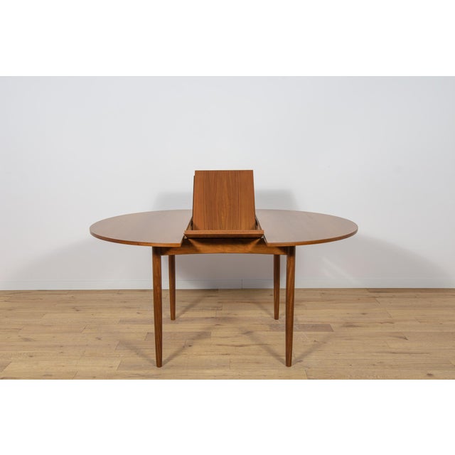 Mid-Century Modern Round Extendable Dining Table in Teak from G-Plan, 1960s For Sale - Image 6 of 18