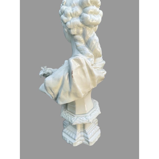 Early 20th Century Antique Victorian 13" Figural Bust Porcelain Statue Madame Le Pompadour For Sale - Image 5 of 12