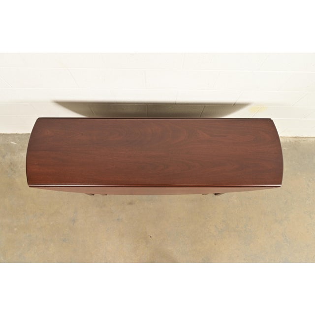 Kittinger Georgian Mahogany Gate Leg Drop Leaf Dining Table or Breakfast Table, Newly Refinished For Sale - Image 10 of 12