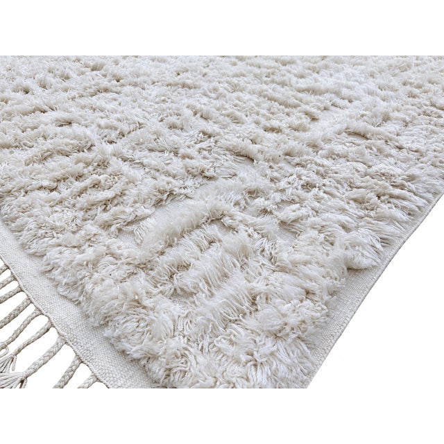 Rh Cabila Wool Rug – 9' × 12' Ivory | 87% Wool & 13% Cotton | Hand-Knotted High-Low Construction For Sale In Columbus - Image 6 of 18