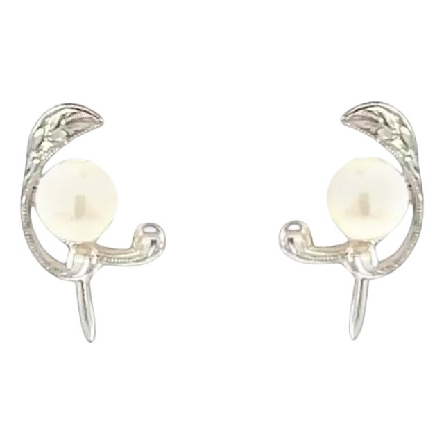 1990s Pair of Mikimoto Estate Akoya Pearl Clip-on Earrings Sterling Silver 6.19 mm For Sale