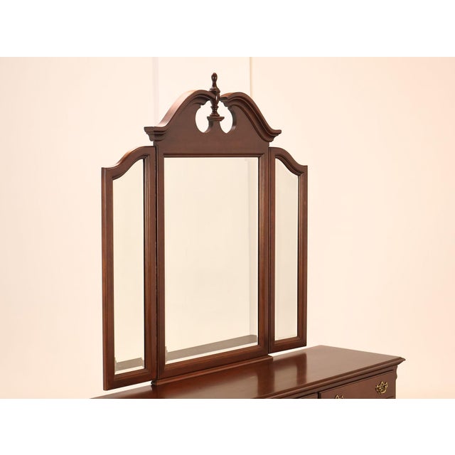 Late 20th Century Cochran Mahogany Chippendale Style Cherry Dresser With Mirror For Sale - Image 5 of 18