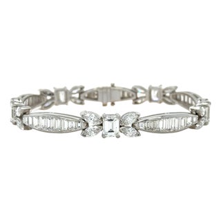 Mid Centry, 15.00 Carats Diamond Bracelet, Platinum For Sale