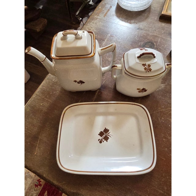 Ceramic Three Tea Leaf Pattern 19th Century Meakin Ironstone Pieces For Sale - Image 7 of 10