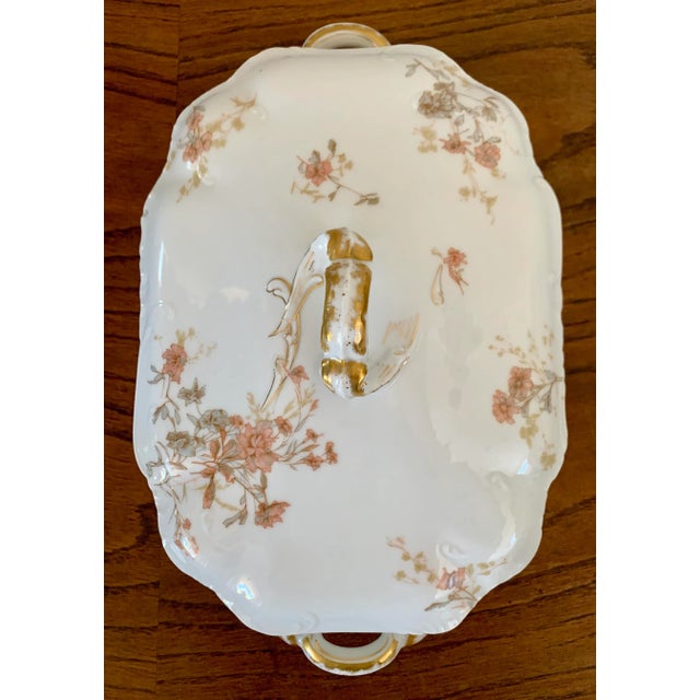 French Antique 1880s Haviland Limoges France Serving Dish With Lid For Sale - Image 3 of 10