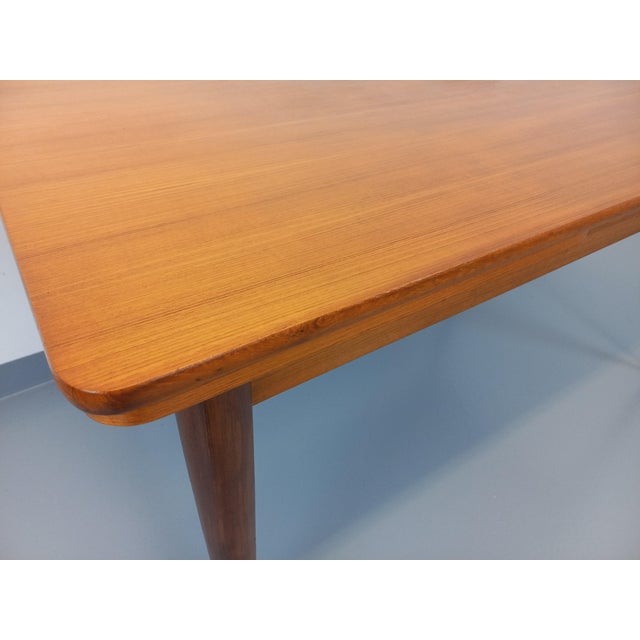 Vintage Scandinavian Style Rectangular Dining Table in Teak with Extensions, 1960s For Sale - Image 3 of 18