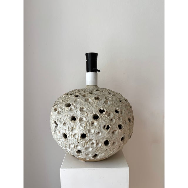 Ivory Large Mid-Century Danish Butalist Ceramic Table Lamp in the style of Sejer, 1960s For Sale - Image 8 of 8