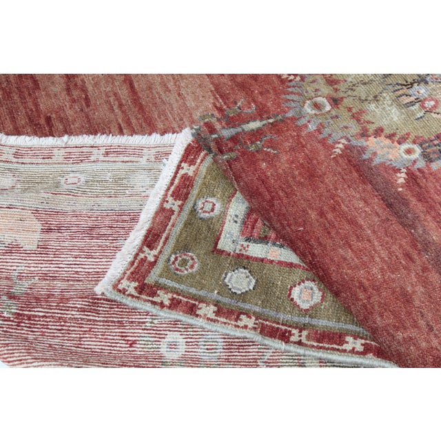 Handwoven Vintage Turkish Sivas Rug – Soft Red Palette & Floral Medallion -5' 8'' X 9' 6'' For Sale - Image 13 of 14