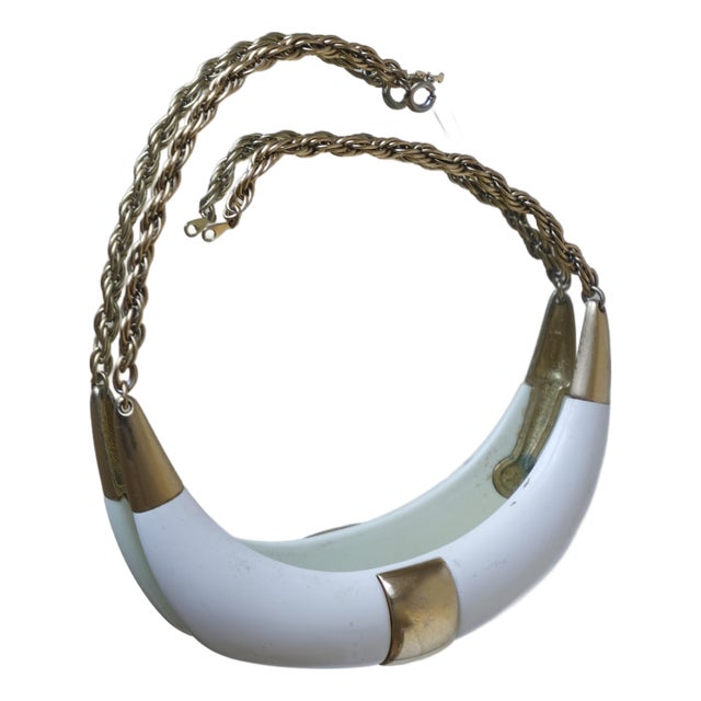 Vintage, 1970s Crown Trifari Resin Double-Horn Statement Choker Necklace, Cream and Gold For Sale