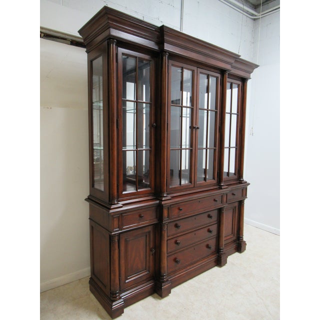 Thomasville Fredericksburg Neoclassical China Hutch Breakfront