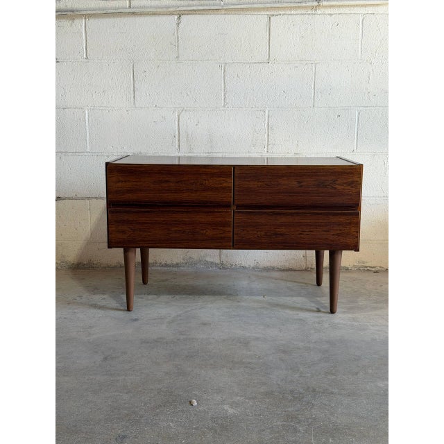 Wood Vintage Danish Modern Rosewood 4 Drawer Dresser Chest Mid Century Scandinavian Cabinet For Sale - Image 7 of 10