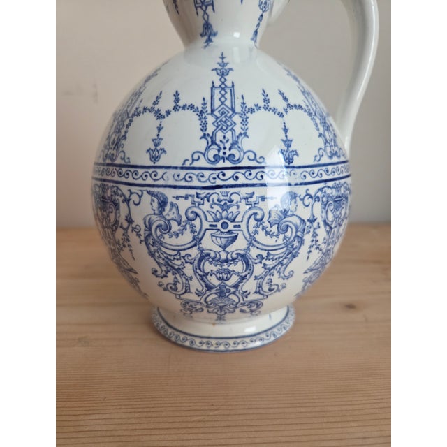 French Late 19th Century French Gien Faïence Blue and White Pitcher For Sale - Image 3 of 5