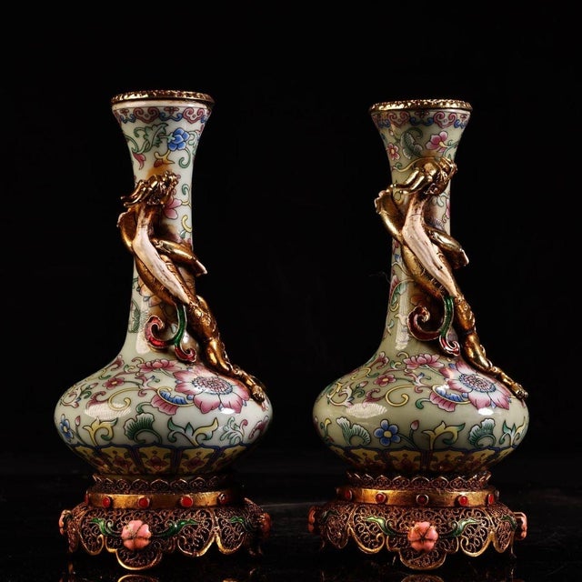 Chinoiserie Pair of Vintage Chinese Famille Rose Porcelain Vases, Applied Gilded Dragon Sculpture & Gemstone Inlaid Filigree Base, Chinoiserie Matching Vase Set For Sale - Image 3 of 9