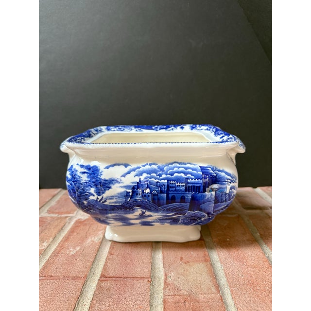 English 20th Century English Style Blue & White Transferware Cachepot For Sale - Image 3 of 9