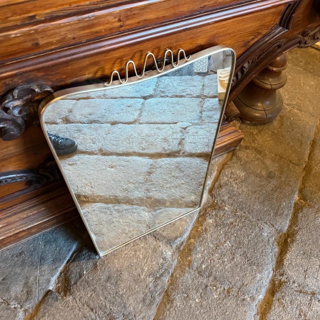 An Iconic 1950s Gio Ponti Mid-Century Modern Brass Italian Wall Mirror For Sale - Image 9 of 13