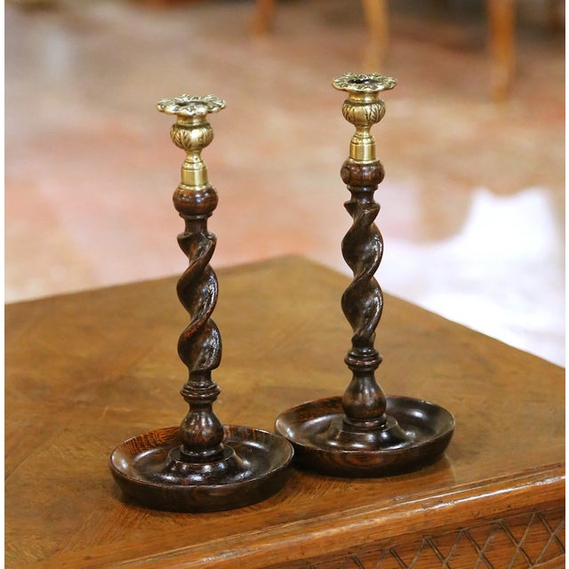 English Pair of Early 20th Century English Oak and Brass Barley Twist Candlesticks For Sale - Image 3 of 8