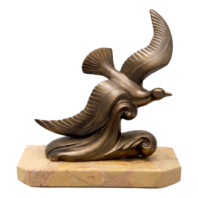 Art Deco French Stylized Bird Sculpture with Giallo di Siena Marble Vide-Poche, 20th Century For Sale