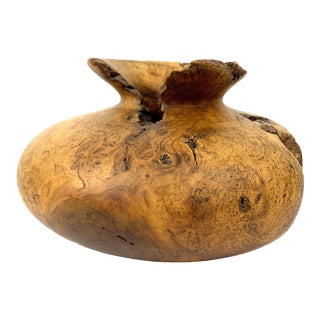 1978 Melvin Lindquist Sculptural Turned Cherry Burl Wood Vase For Sale