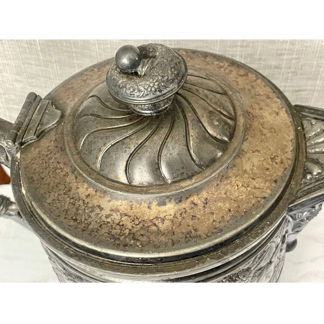Antique Meriden Silver-Plated Insulated Pitcher 12" – Quadruple Plate 1868 Ceramic Lined Victorian Carafe With Floral Details For Sale In Miami - Image 6 of 10