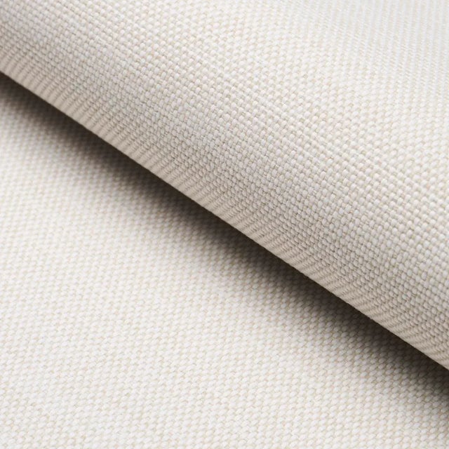 SAMPLE - Schumacher Pippa Indoor/Outdoor Fabric In Ivory For Sale