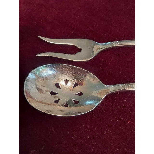 Mid 20th Century 1847 Rogers Bros First Love 2-Pc Serving Set For Sale In Seattle - Image 6 of 6