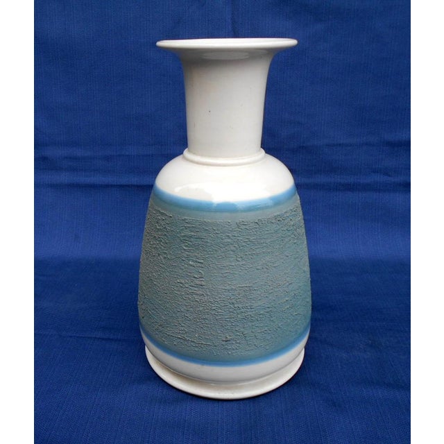 Blue Ceramic Vase by Franco Bucci for Laboratorio Pesaro, 1970s For Sale - Image 6 of 7