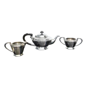 Circa 1930s Hallmark English George I Style Silverplate Tea Set Bakelite Handles- 3 Pieces