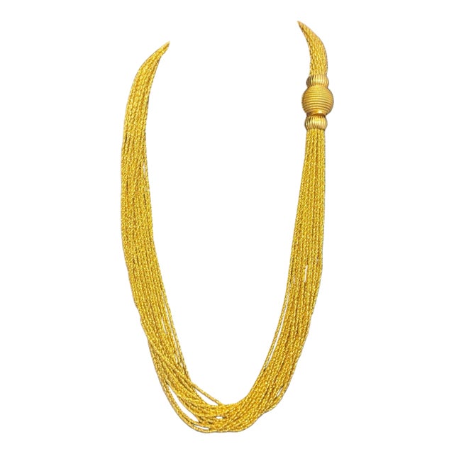158 Gm of 18 Karat Gold With 18 Strand 24 " Long Lariat & Heavy Clasp Necklace For Sale