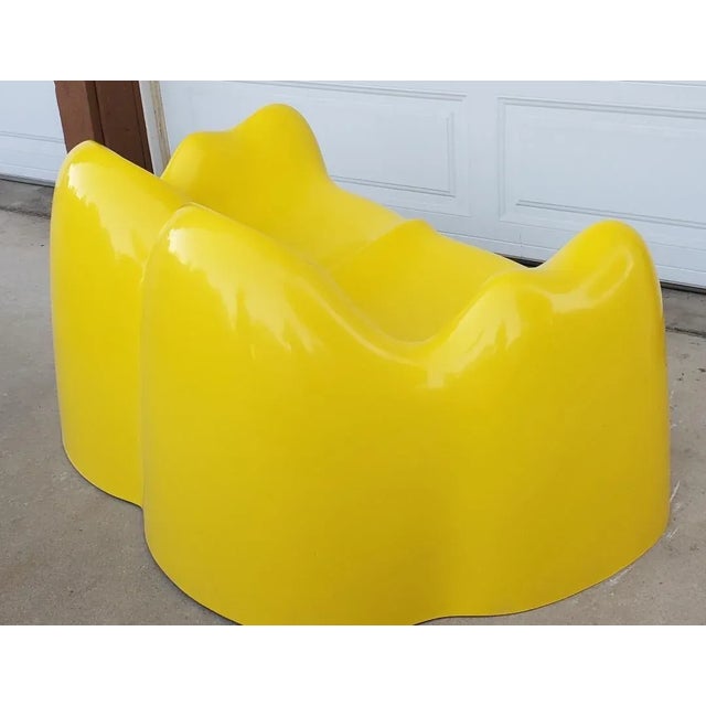 Wendell Castle 1960s Mid Century Modern Wendell Castle Molar Yellow Fiberglass Organic Sofa For Sale - Image 4 of 12