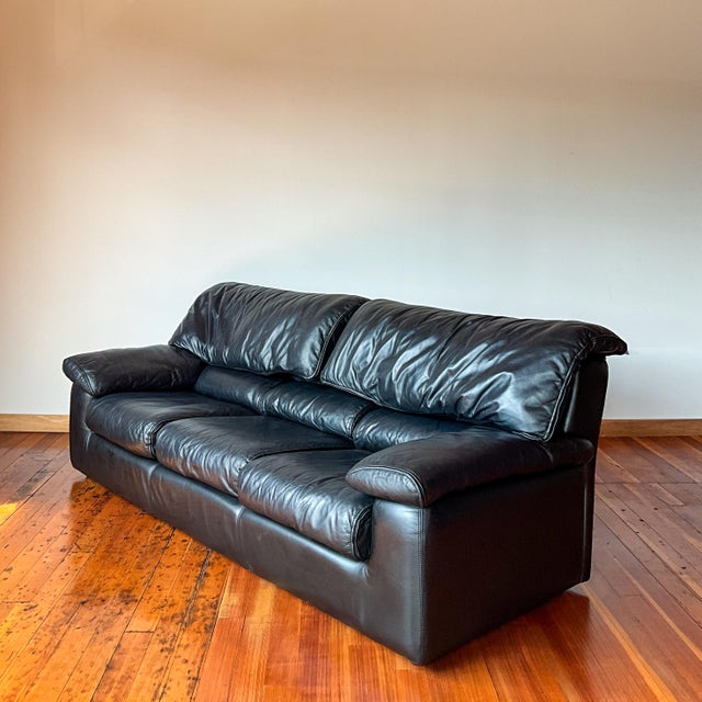 Roche Bobois 1970s Roche Bobois Black Draping Leather Sofa For Sale - Image 4 of 10