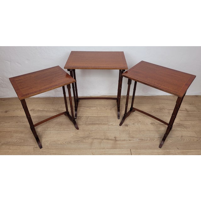 Late 19th Century Victorian Nesting Tables in Mahogany, 1880, Set of 3 For Sale - Image 5 of 18