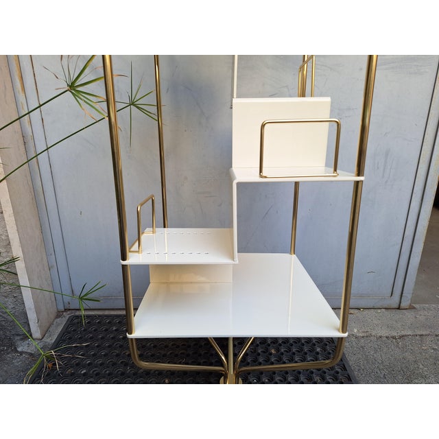 Revolving Pagoda Style Model Bookcase in Brass and Lacquered Iron with Bookends from Fedele Papagni, 1990s For Sale - Image 14 of 18