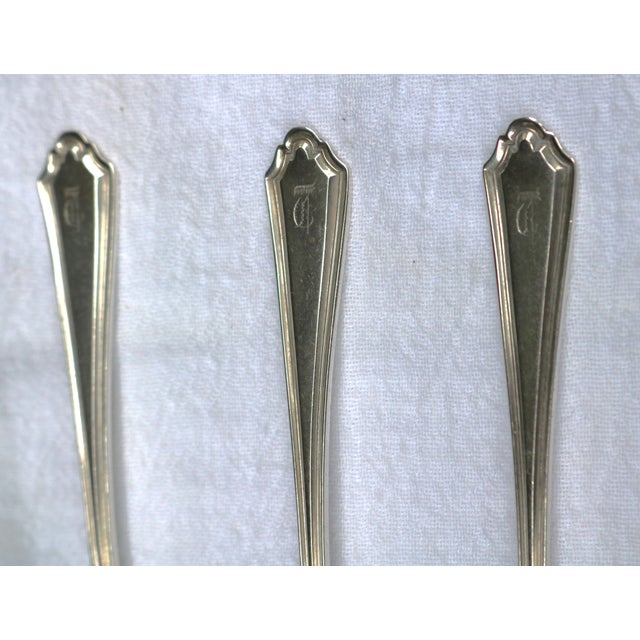 These Alvin Sterling teaspoons in the Hamilton pattern are a testament to timeless design and craftsmanship. The spoons...