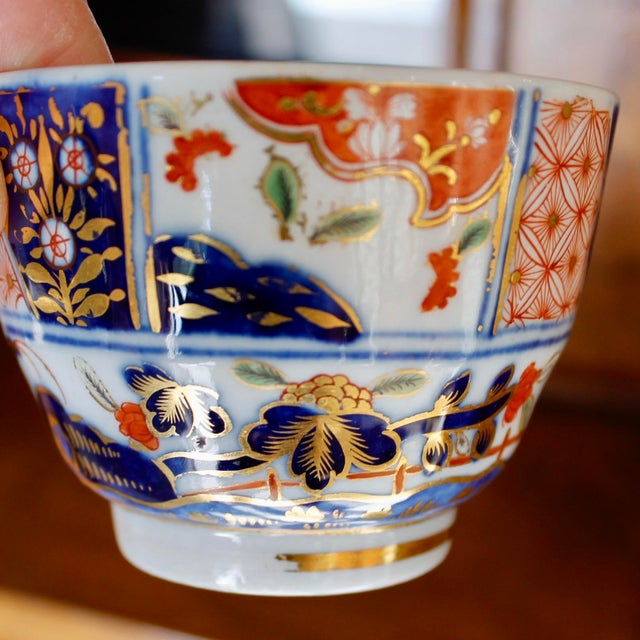 Chamberlains Worcester “Rock & Tree” Pattern Porcelain Tea Cup & Saucer For Sale - Image 12 of 18