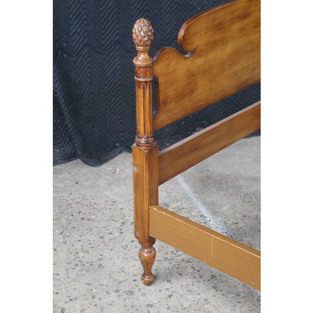Wood Mid Century Colonial Revival Full Size Pineapple 4 Post Bed For Sale - Image 7 of 11
