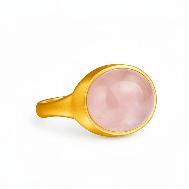 Ring with pink rose quartz cabochon. Rose quartz statement ring. Cocktail pink quartz ring. Birthstone ring. Metal stamp:...