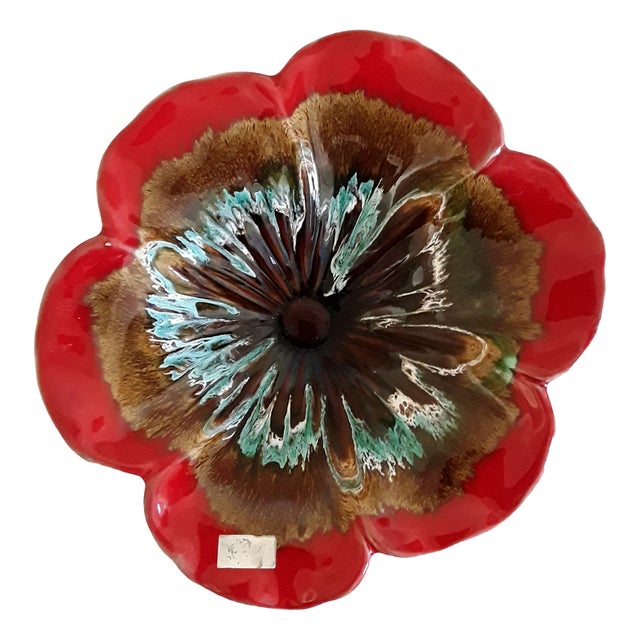 Vintage P and Poppy-Shaped French Ceramic Shell in Adventurous Color Glaze from Vallauris, 1970s For Sale