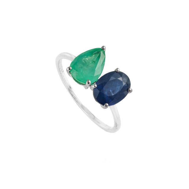Contemporary 2.66ct Emerald & Blue Sapphire Toi Et Moi Ring in 14k Gold Size 5 For Sale - Image 4 of 16