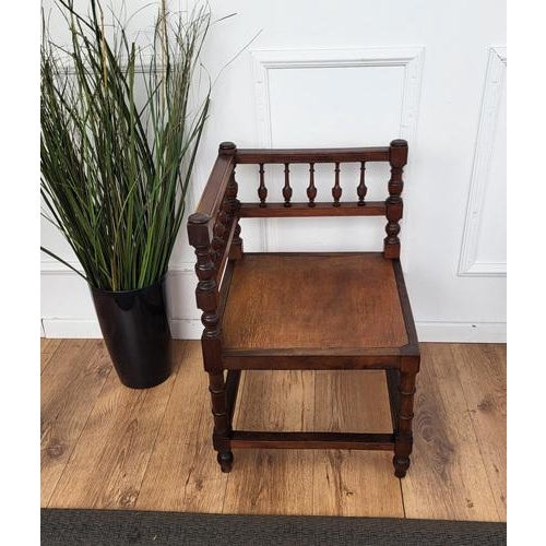 Italian Neoclassic Carved Wooden Corner Chair, 1950s For Sale - Image 4 of 9